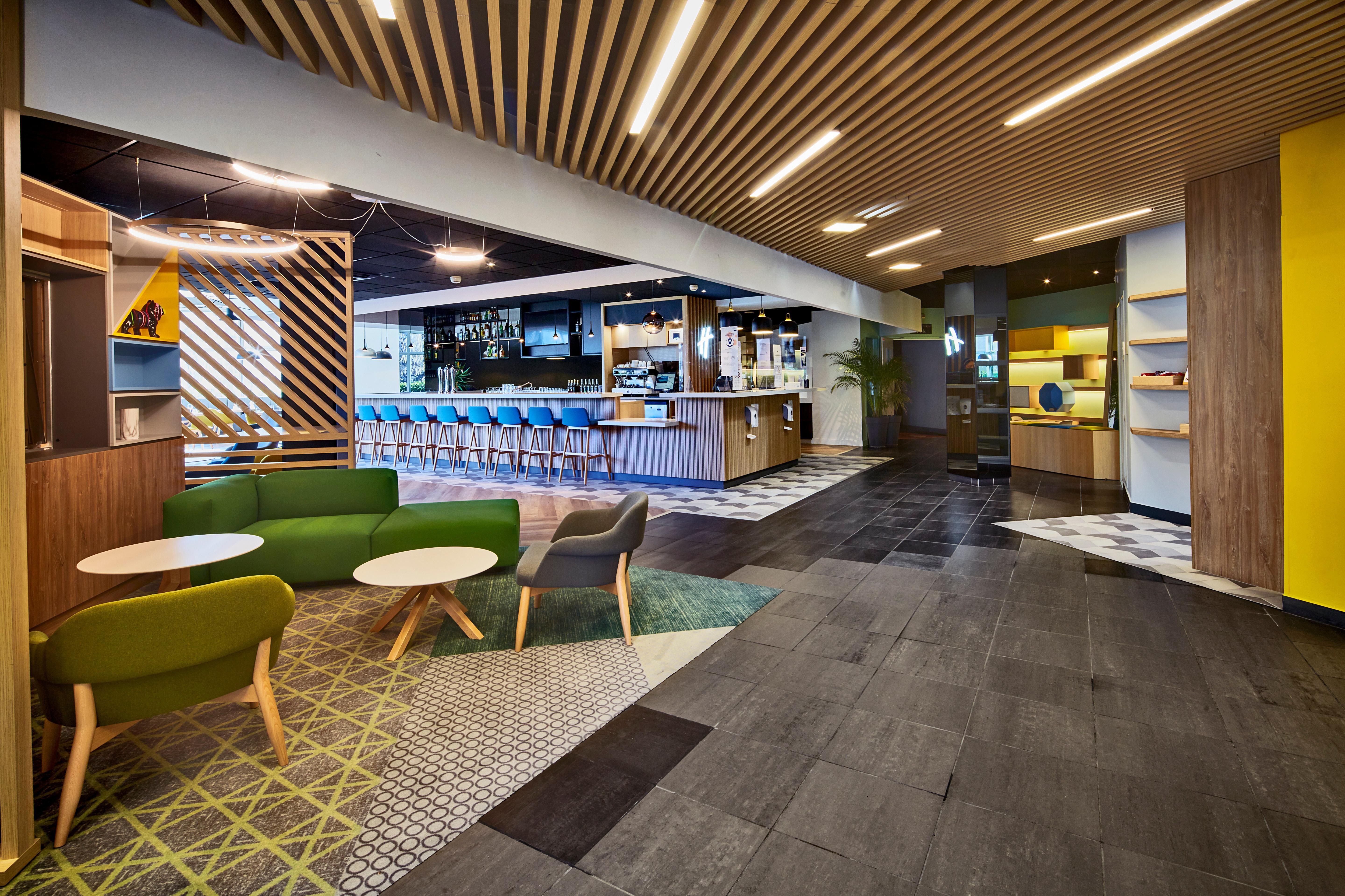 Holiday Inn Clermont Ferrand Centre By Ihg Exterior foto