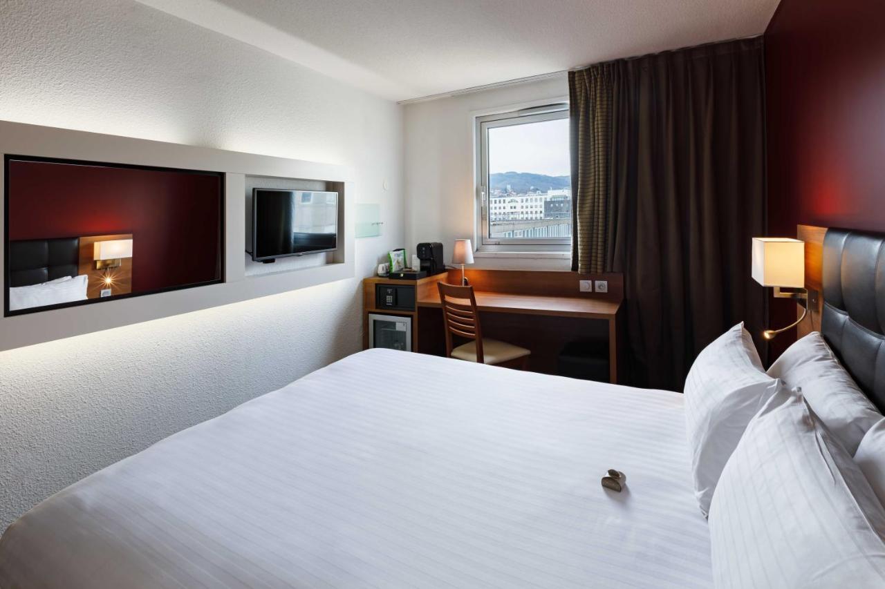 Holiday Inn Clermont Ferrand Centre By Ihg Exterior foto