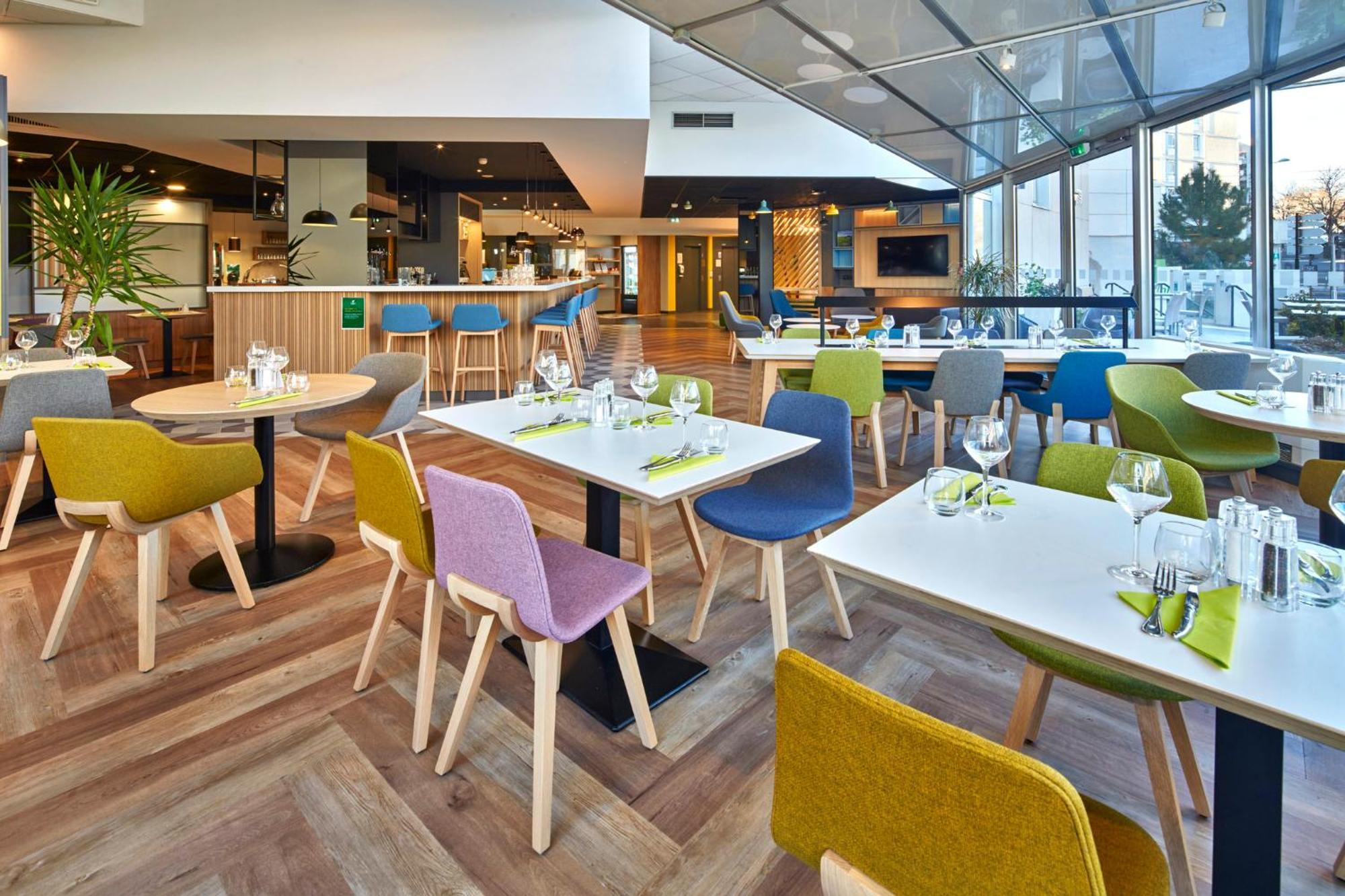 Holiday Inn Clermont Ferrand Centre By Ihg Exterior foto